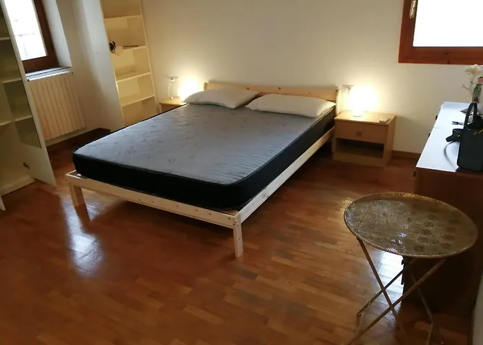 Casa Romantica Vicino Al Centro Di アパート フィレンツェ